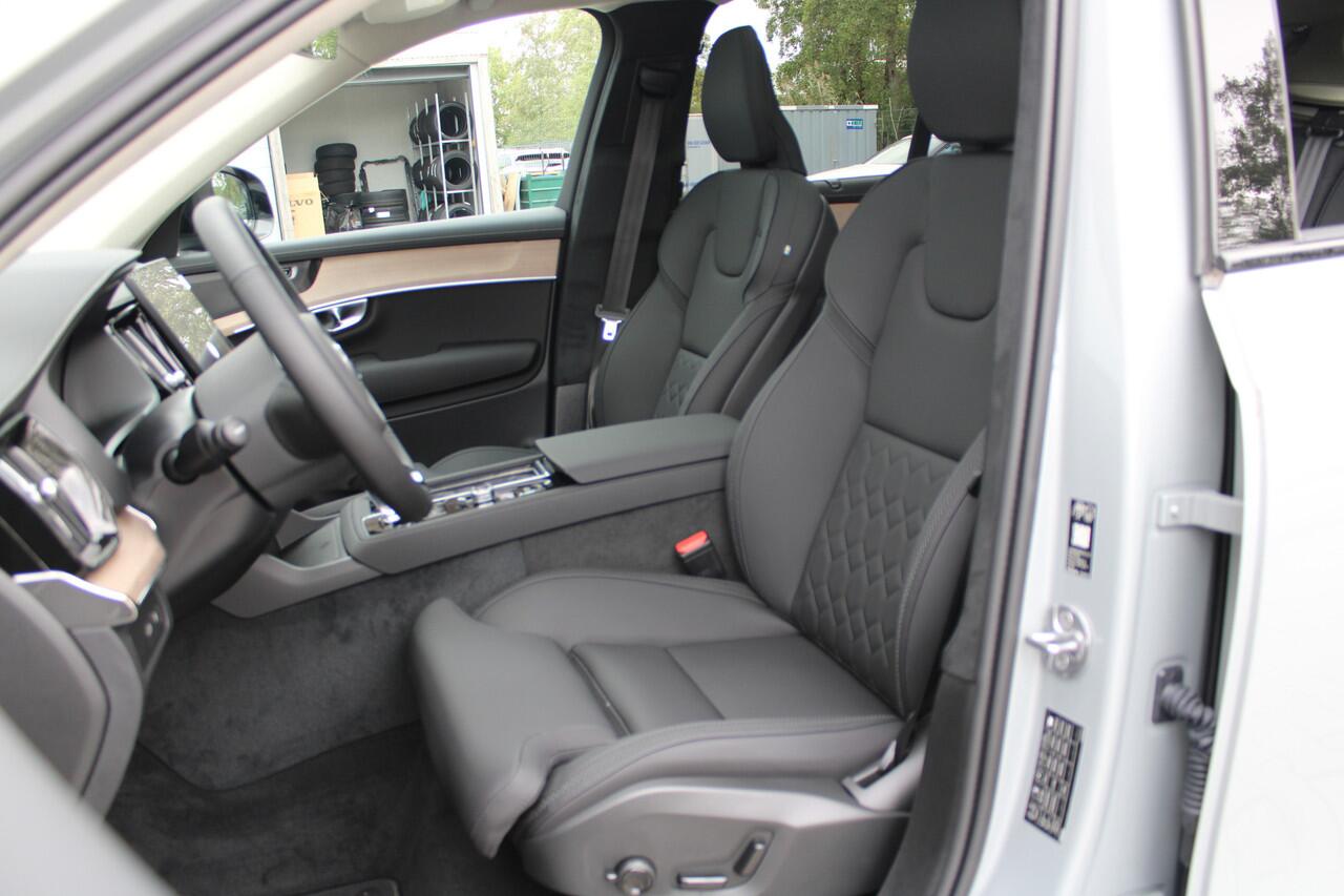 Volvo XC90 T8 Plug-in hybrid AWD Ultra Dark | Nieuw op voorraad | Luchtvering | Trekhaak