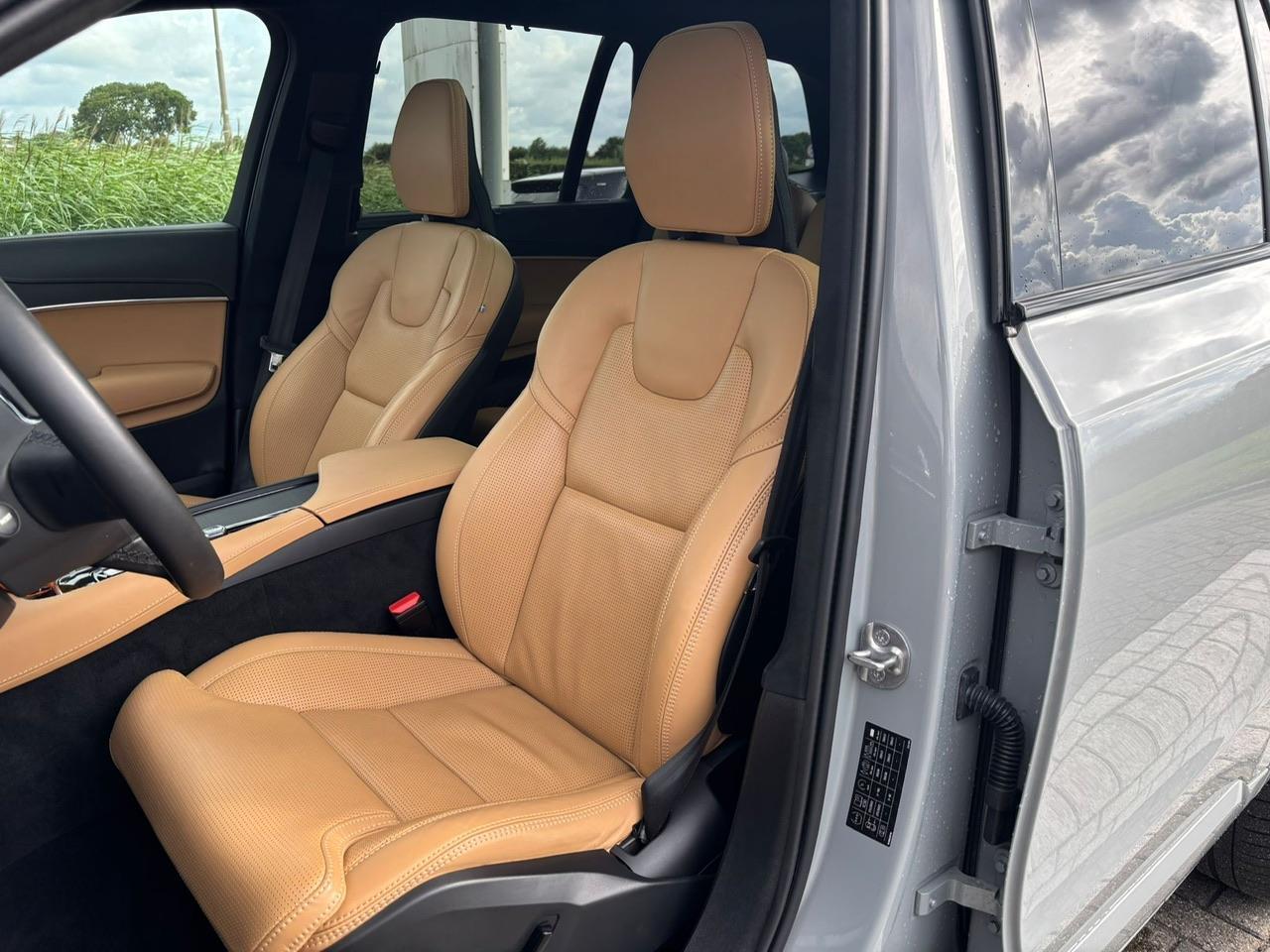 Volvo XC90 T8 Plug-in hybrid AWD Ultra Dark | 22"L.M.Velgen | Nappa Leder | Panoramadak |