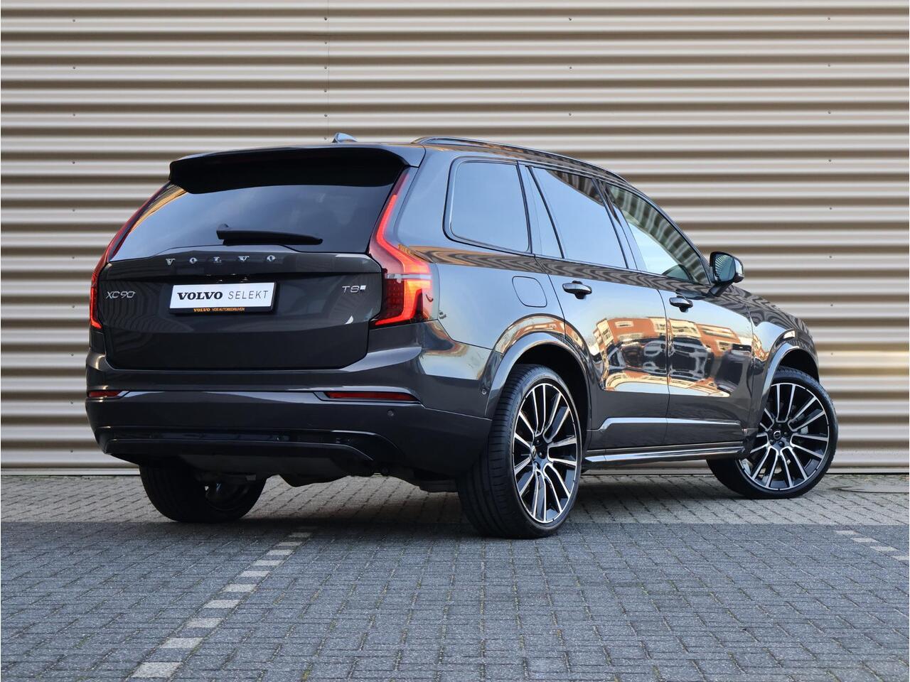 Volvo XC90 T8 Plug-in hybrid AWD Ultra Dark Exec. Ed. | FULL OPTION | Luchtvering | Bowers & Wilkins | Gelaagd glas