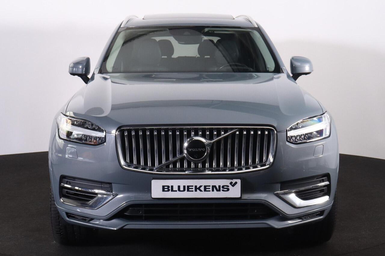 Volvo XC90 T8 Recharge AWD Inscription - Long Range - Panorama/schuifdak - IntelliSafe Assist & Surround - 360º Camera - Harman/Kardon audio - Adaptieve LED koplampen - Verwarmde voorstoelen, stuur & achterbank - Parkeersensoren voor & achter - Elektr. bedienb. voor