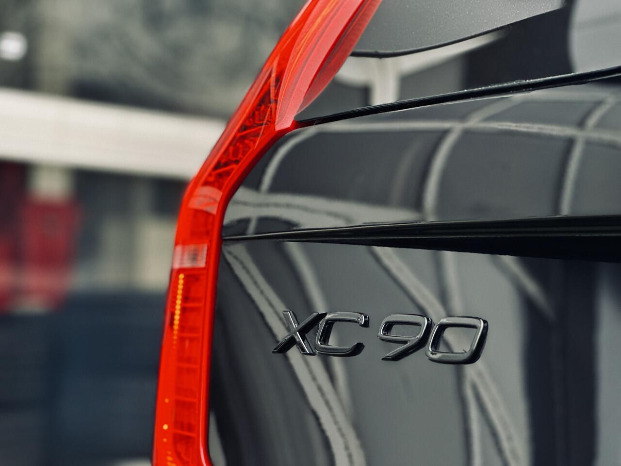 Volvo XC90 2.0 T8 Recharge AWD | Dark Label | Pano | Luchtvering | Bower & Wilkens | Trekh | Massagestoelen | VOL OPTIES | Incl BTW