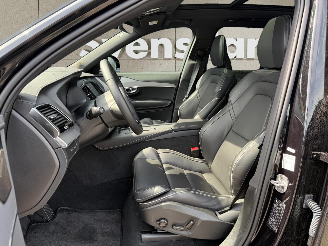 Volvo XC90 2.0 T8 Plug-in hybrid AWD Plus Bright | Extra getint glas | 360 graden camera | Panoramadak | Stoelverwarming |