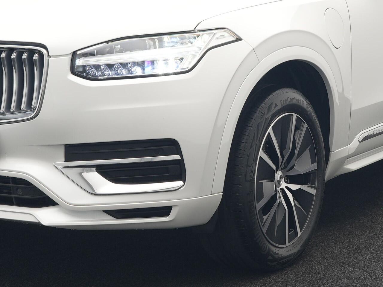 Volvo XC90 T8 Recharge AWD Core Bright Plug In Hybrid 456pk 7-Persoons Dealer O.H PHEV | Trekhaak Af Fabriek | Adaptive Cruise | Camera | Lederen Sportstoelen Memory & Verwarmd | Google Assistent | Apple Carplay | Stuur Verwarmd | Virtual | Blis | Navigatie | DAB |
