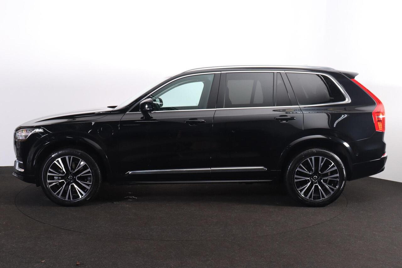 Volvo XC90 T8 Recharge AWD Ultra Bright - Panorama/schuifdak - IntelliSafe Assist & Surround - 360º Camera - Harman/Kardon audio - Adaptieve LED koplampen - Verwarmde voorstoelen, stuur & achterbank - Parkeersensoren voor & achter - Elektr. bedienb. voorstoelen met 
