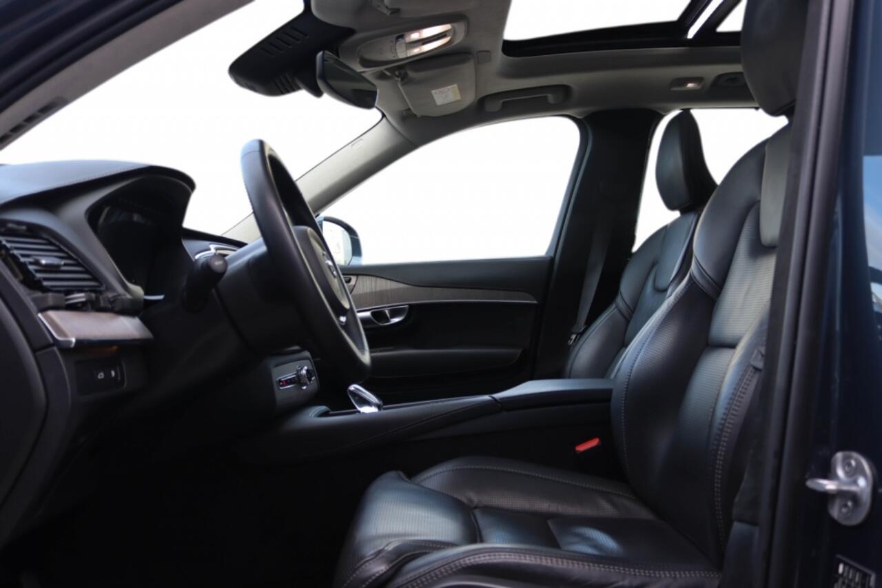 Volvo XC90 Ultimate Bright Recharge Plug-In Hybrid AWD Long Range l Pano l
