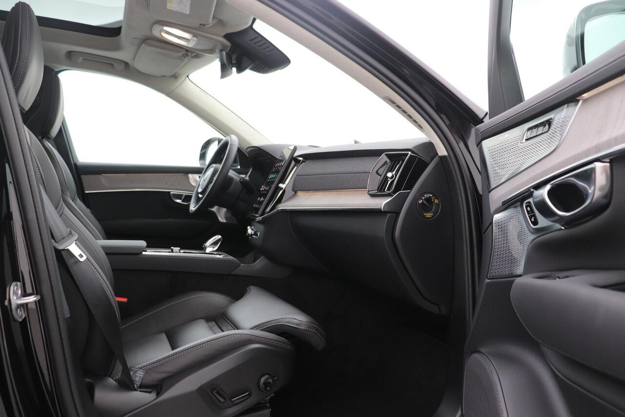 Volvo XC90 T8 Plug-in hybrid Ultra Bright | FACELIFT | Bowers&Wilkins | Massage+Ventilatie | Trekhaak | 22 Inch | Panoramadak | Head-Up | 360 Camera