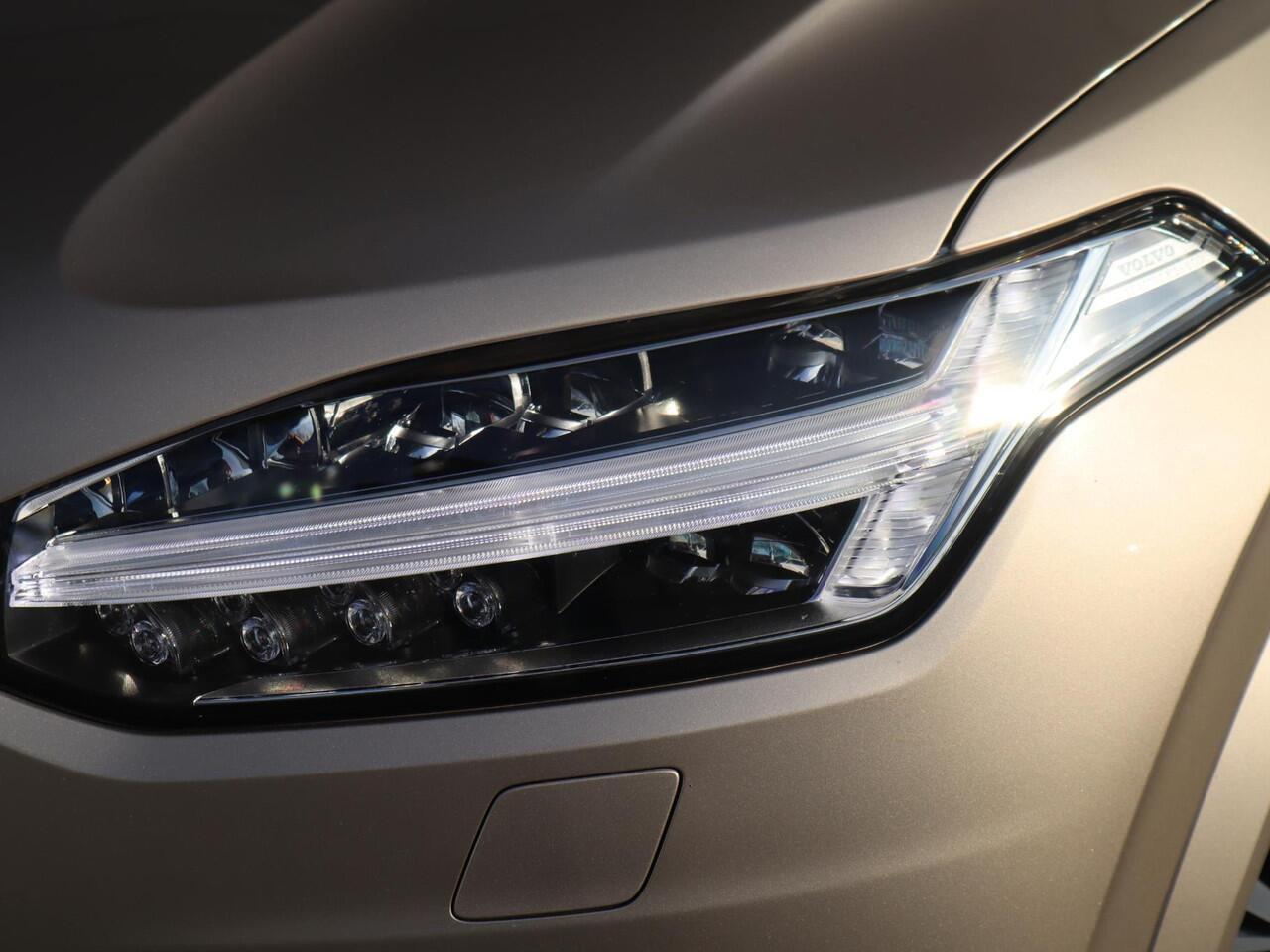 Volvo XC90 2.0 T8 Plug-in hybrid AWD Ultra Dark