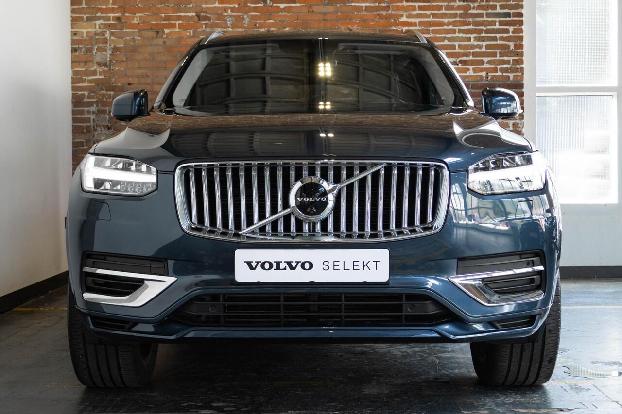 Volvo XC90 T8 Recharge AWD Inscription | Panoramadak met schuif-/kantelfunctie| Semi elektrische trekhaak | Verwarmbare voorstoelen | Verwarmbaar stuurwiel | Premium audio by Harman Kardon | Rondom zichtcamera | Standkachel | Adaptieve cruise control | 20 inch Lich