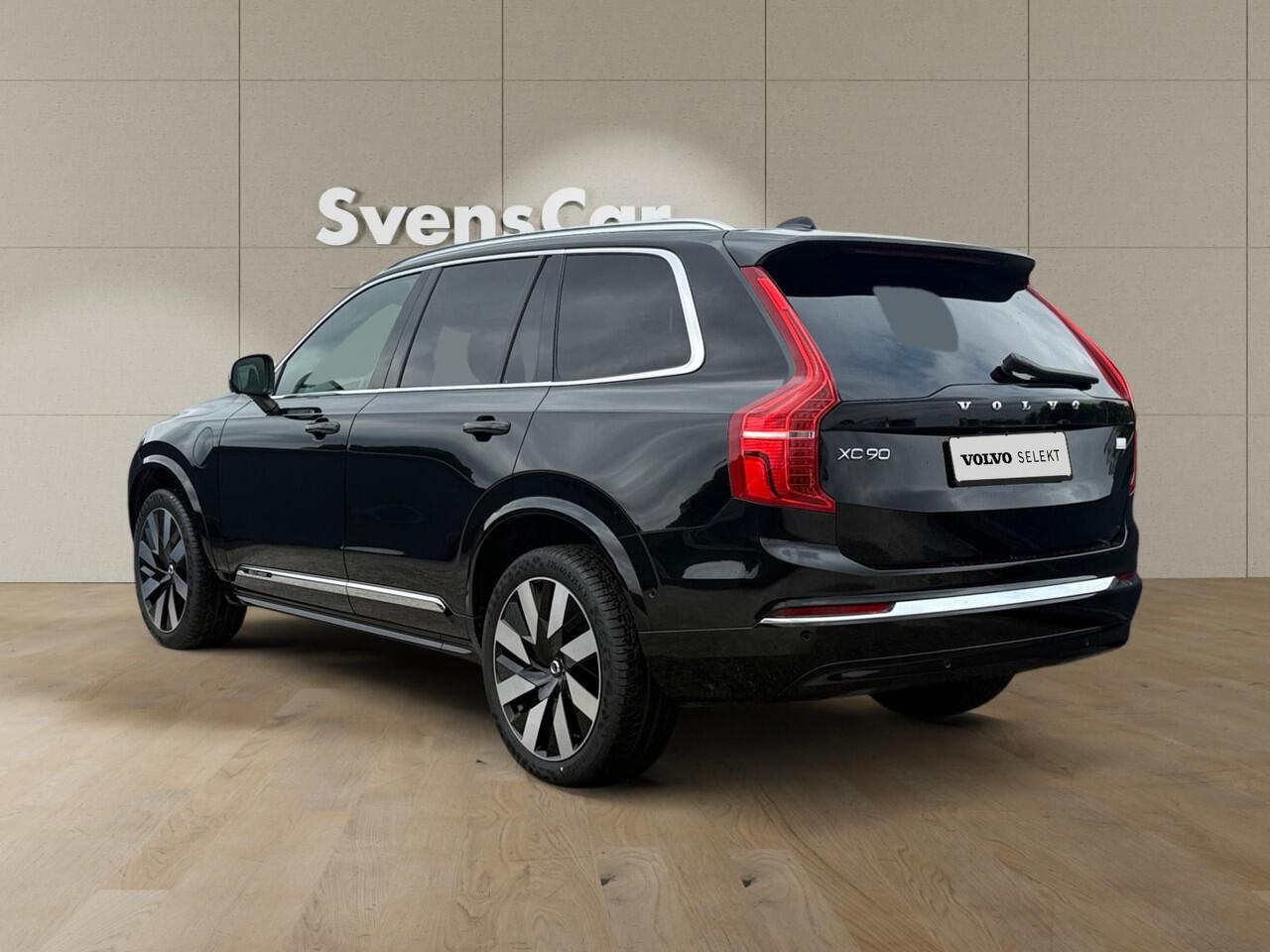 Volvo XC90 2.0 T8 Plug-in hybrid AWD Plus Bright | Extra getint glas | 360 graden camera | Panoramadak | Stoelverwarming |
