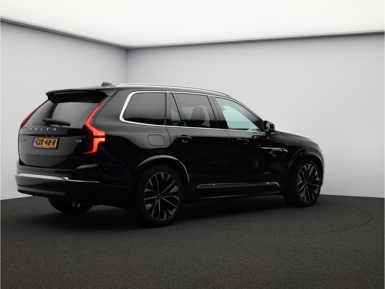 Volvo XC90 T8 455PK Plug-in hybrid AWD Ultra Bright / Facelift / Trekhaak / Luchtvering / Matrix LED / Head Up / Nubuck Hemel / Panoramisch Dak / 360gr Camera /