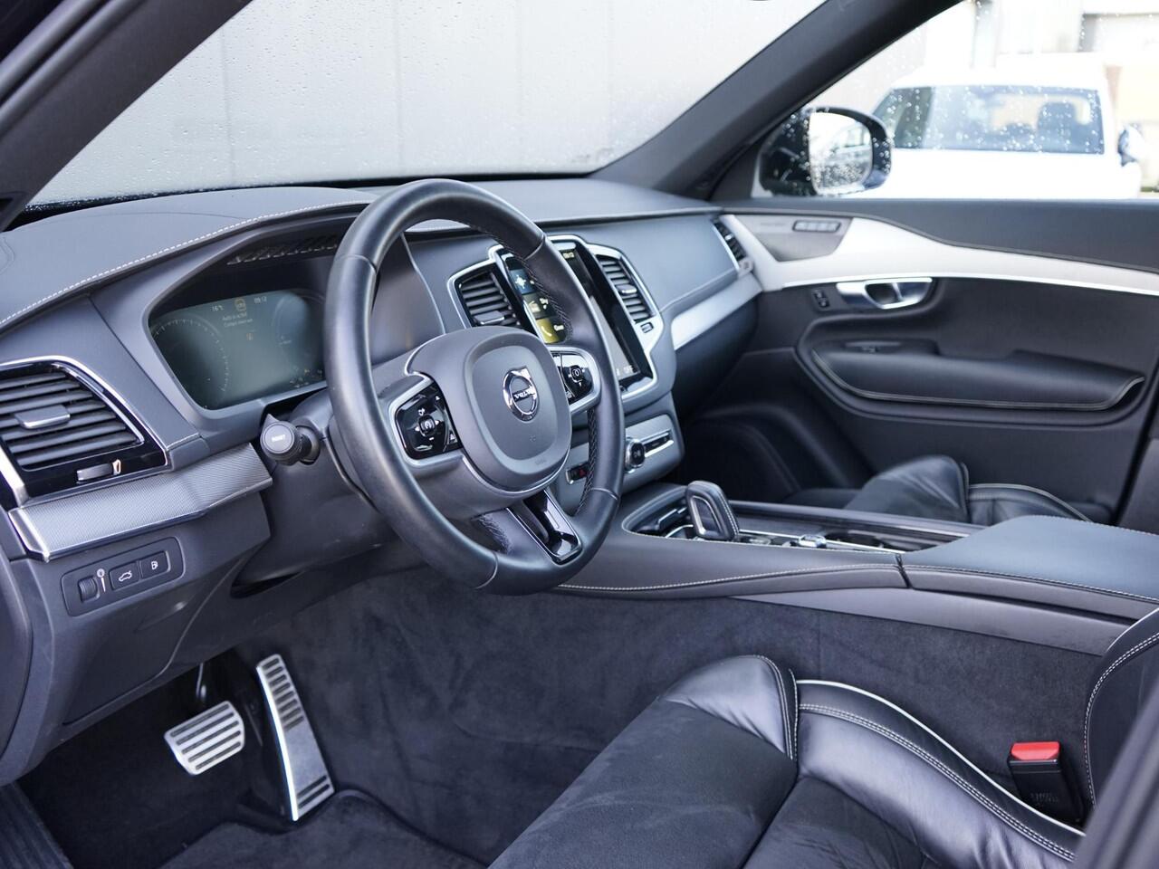 Volvo XC90 2.0 T8 Recharge AWD R-Design 1e Eig / Dealeronderh. / Trekhaak / Panoramadak / 360 camera / Ambienteverlichting / Stoelverwarming voor en achter