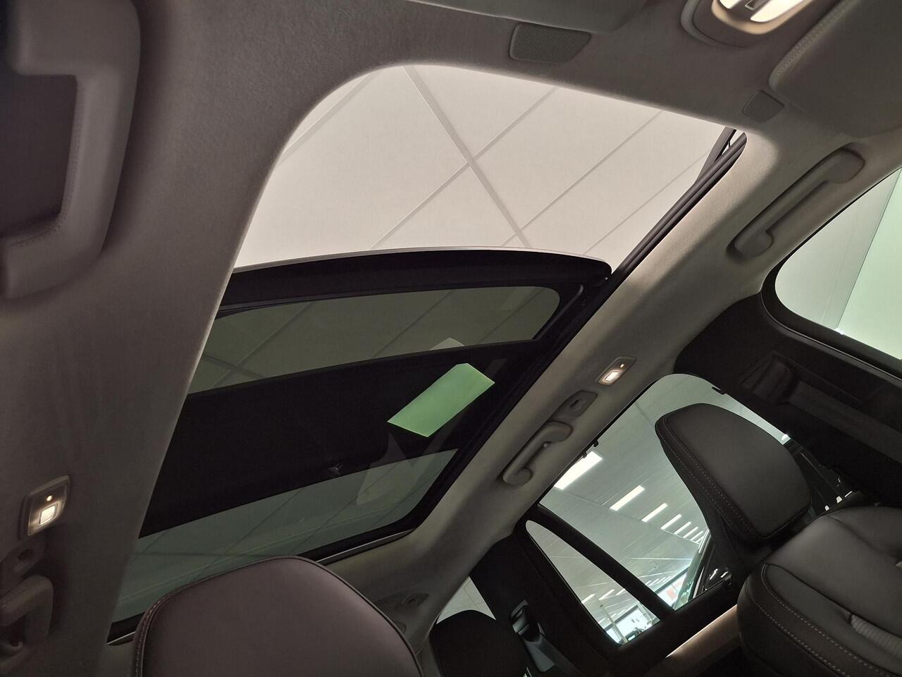 Volvo XC90 Ultra T8 Plug in Hybride 455 PK | Actieve luchtvering | Geventileerde/verwarmde voorstoelen | 360° Camera