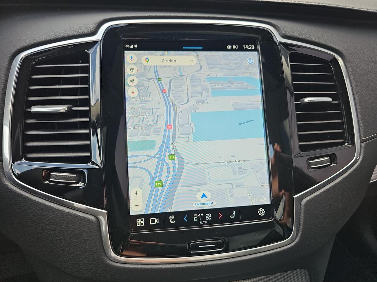 Volvo XC90 2.0 T8 Recharge AWD Ultra Bright | Trekhaak | Head-up Display | Stoelverwarming | Panoramadak |