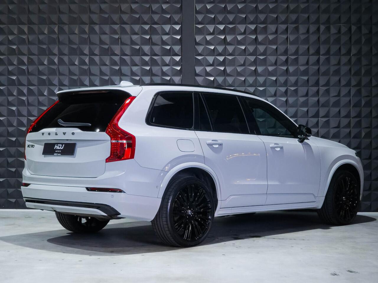 Volvo XC90 2.0 T8 LONG RANGE R-Design | PANO | 22" | H&K | Trekh. | Topv. | Massage | | BLIS | 1e eig. | dealer oh.