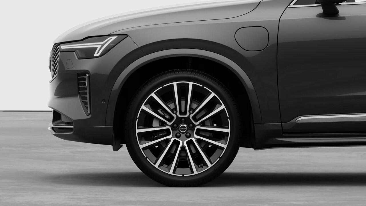 Volvo XC90 2.0 T8 Plug-in hybrid AWD Ultra Bright Executive Edition | Luchtvering | Bowers & Wilkins | Geventileerde Voorstoelen | Massagefunctie | Head-Up Display | 22" Lichtmetalen Wielen |