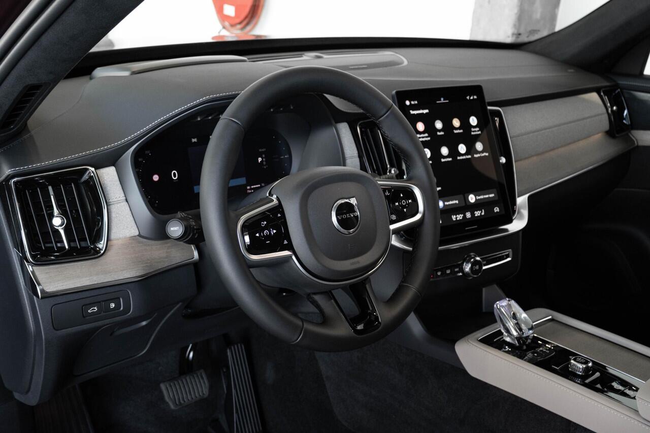 Volvo XC90 2.0 T8 Plug-in hybrid AWD Ultra Dark | Luchtvering | Getint Glas | Panorama Schuif/Kanteldak | Head-Up Display | Harman Kardon Premium Audio |