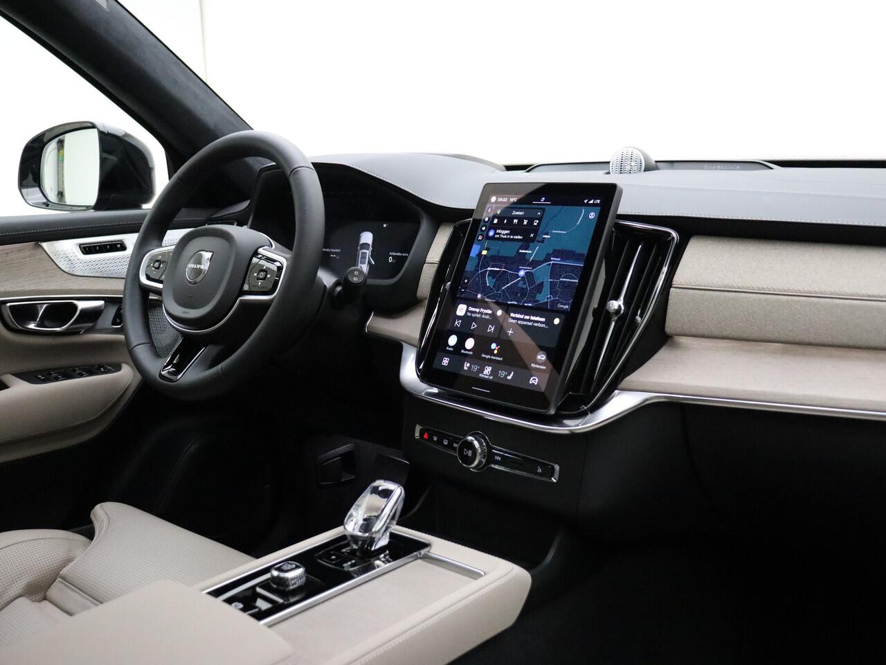 Volvo XC90 T8 455pk AWD Ultra Dark ¤2850,- voorraad korting/ Luchtvering / Bowers & Wilkins audio / Massagefunctie / Gelamineerde zijruiten / 22 inch velgen /