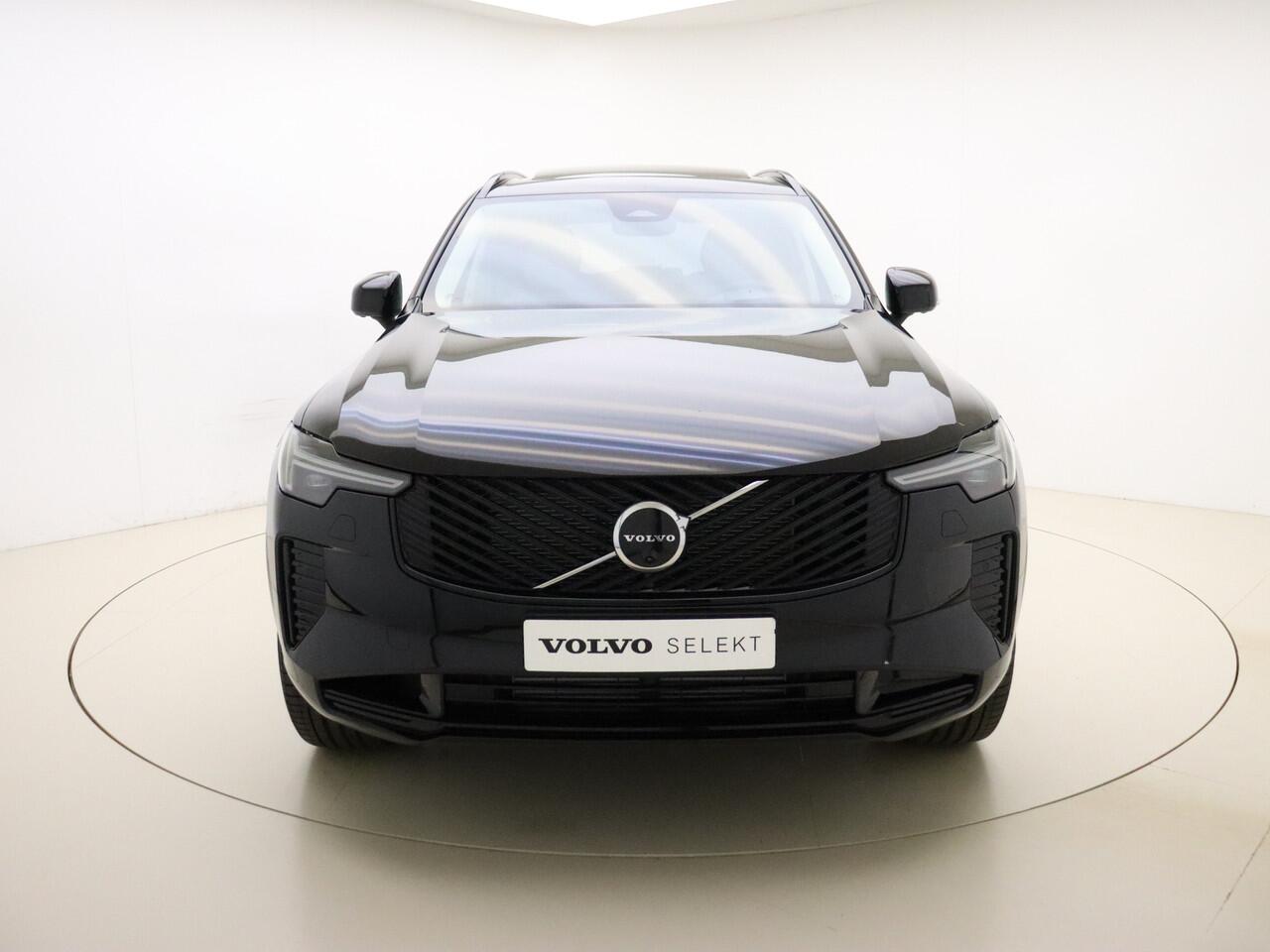 Volvo XC90 T8 455pk AWD Ultra Dark / Luchtvering / B&W Audio / Stoelventilatie / Massage / Gelamineerde zijruiten /