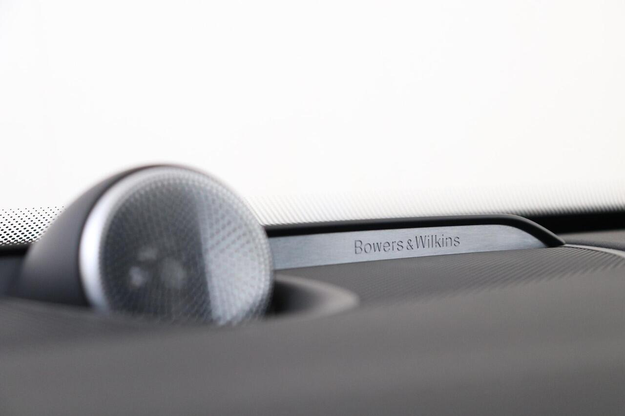 Volvo XC90 T8 RECHARGE AWD PLUS BRIGHT *FULL OPTIONS!* -PANO.DAK|BOWERS&WILKINS|GEVENT.LEDER|LUCHTVERING|TREKHAAK|21"|ADAP.LED