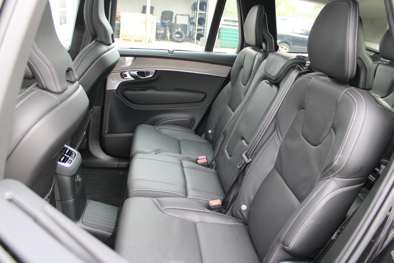 Volvo XC90 T8 Plug-in hybrid AWD Ultra Dark | Geventileerde Stoelen | B & W | Pano Dak | Head Up Display | 360 Camera |