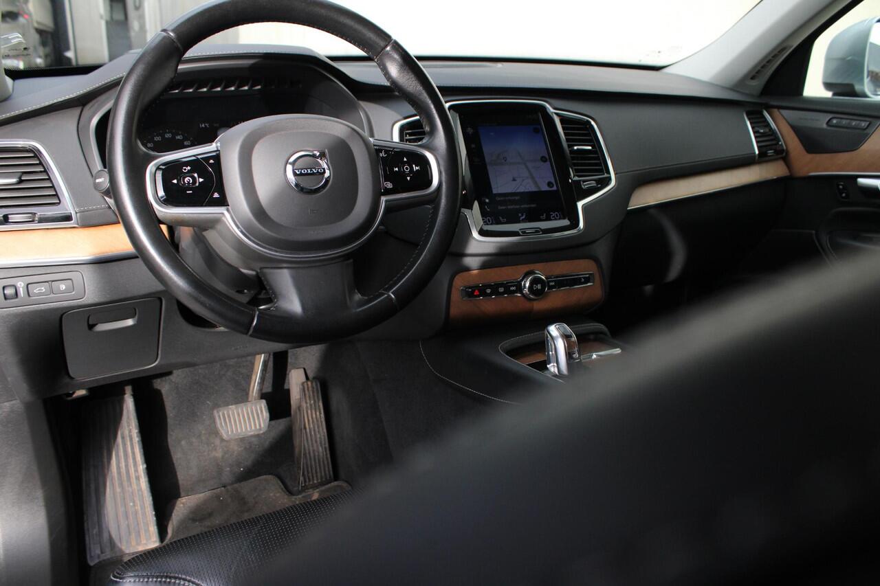 Volvo XC90 2.0 T8 Twin Engine AWD Inscription / 7 PERS / PANO DAK / LUCHTVERING / TREKHAAK / 390 PK