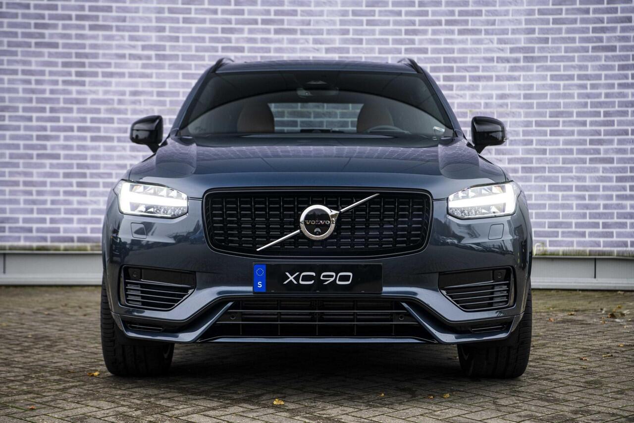 Volvo XC90 2.0 T8 Plug-in hybrid AWD Ultra Dark | Trekhaak | Edition Pack | Donker Glas | Luchtvering | Bowers & Wilkins | Stoel Ventilatie & Massage |