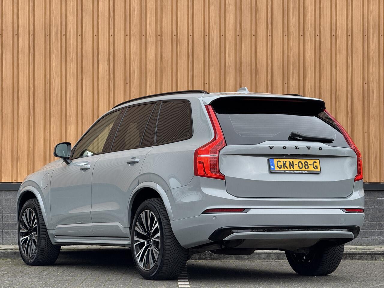 Volvo XC90 2.0 T8 Recharge AWD Plus Dark | 7 Persoons | Harman & Kardon | Apple Carplay | Android Auto | Leder | Stuurwielverwarming | Adaptieve Cruise Control | Lane Assist | DAB | Led |