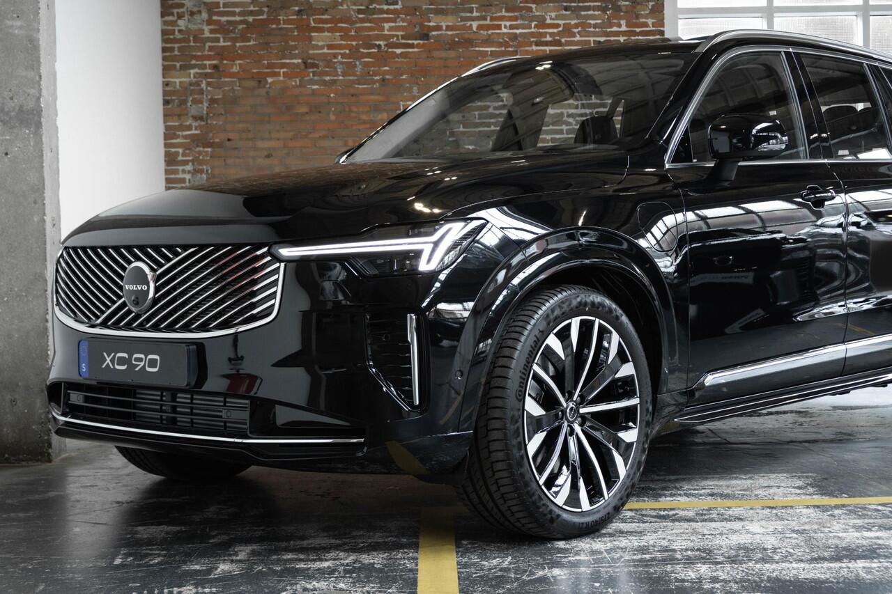 Volvo XC90 2.0 T8 Plug-in hybrid AWD Ultra Bright | Direct Beschikbaar | Actieve Luchtvering | Head-Up Display | 360º Camera | 21" Lichtmetalen Wielen | Schuif/Kantel Panoramadak | Volvo Guard Alarm