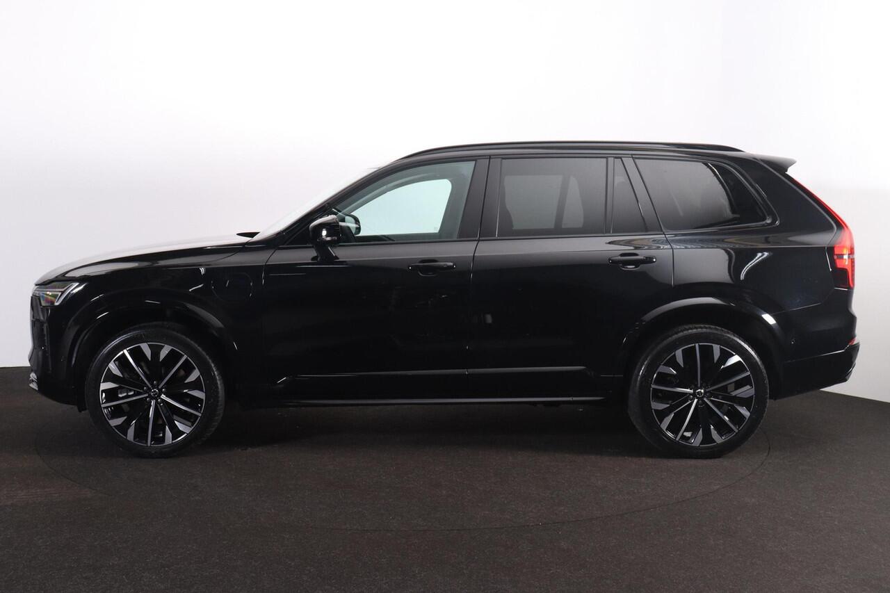 Volvo XC90 T8 Recharge AWD Plus Dark - Panorama/schuifdak - IntelliSafe Assist & Surround - 360º Camera - Harman/Kardon audio - Adaptieve LED koplampen - Verwarmde voorstoelen, stuur & achterbank - Parkeersensoren voor & achter - Elektr. bedienb. voorstoelen met geh
