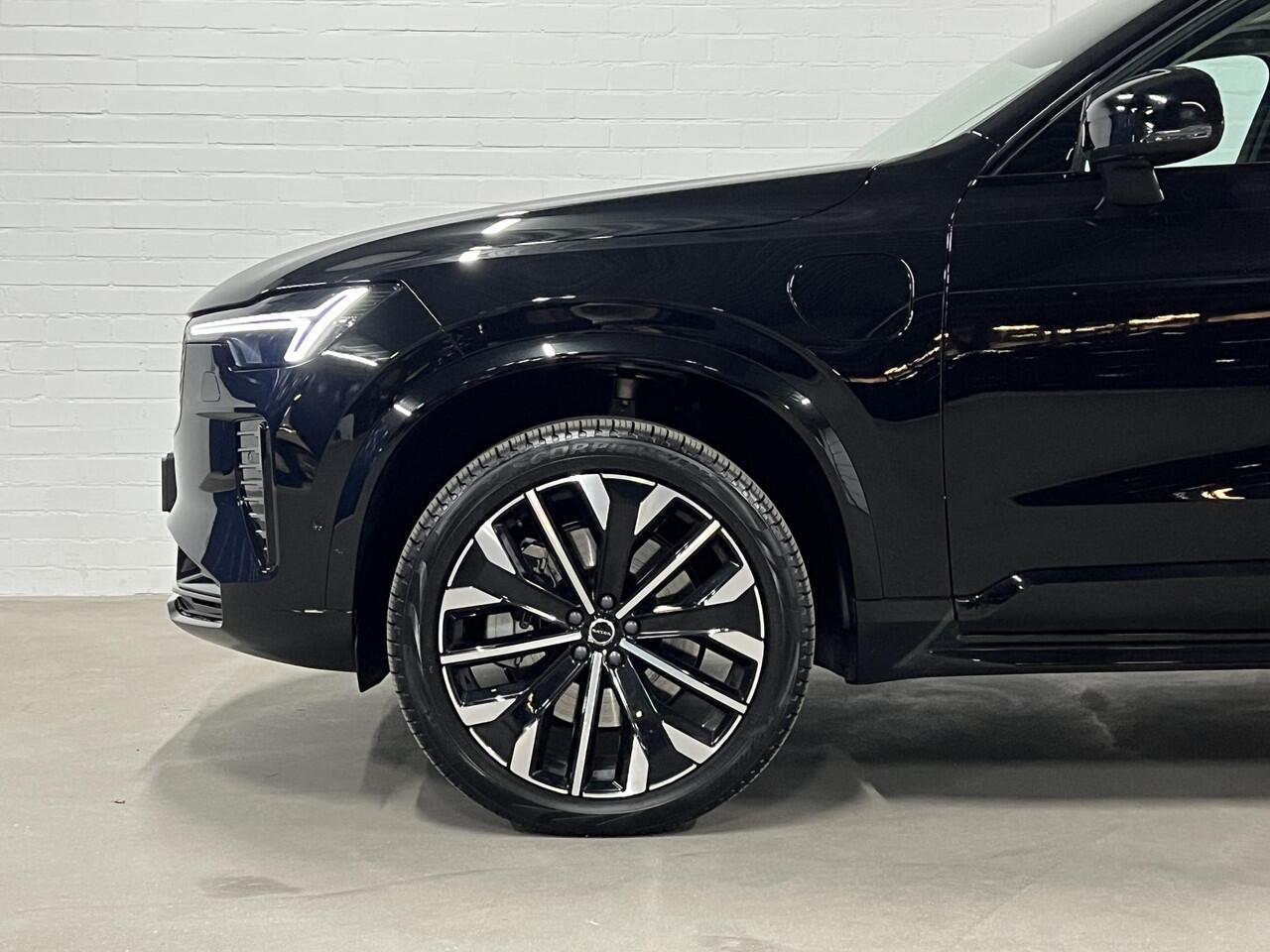 Volvo XC90 2.0 T8 Plug-in hybrid AWD Ultra Dark Luchtvering | Open dak | Head-up | Harman/Kardon | 360 Camera | Adapt. Cruise c.