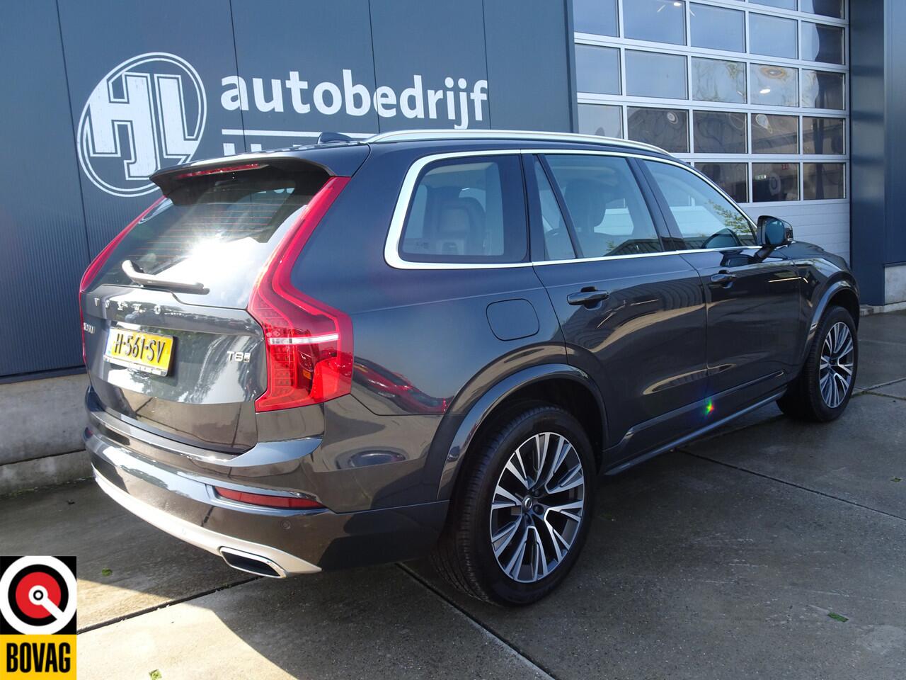 Volvo XC90 2.0 T8 Twin Engine AWD Momentum Pro