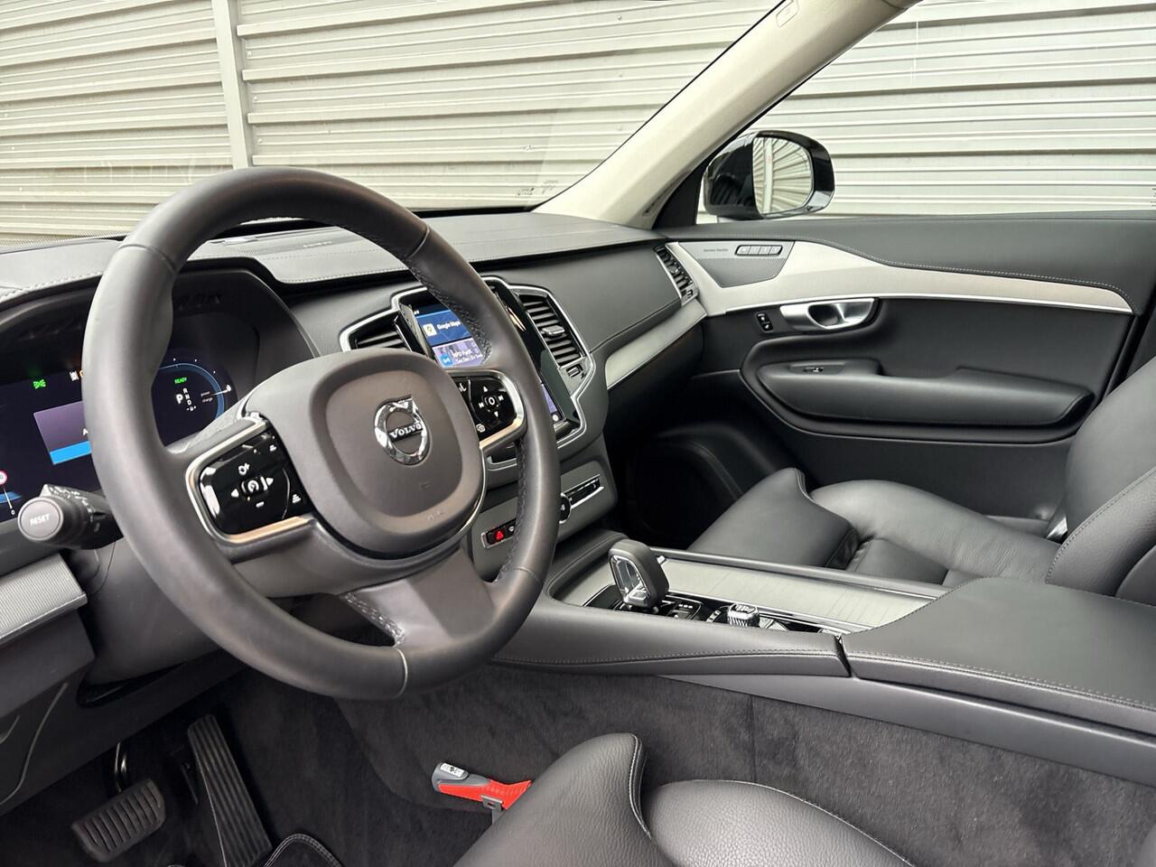 Volvo XC90 2.0 T8 Recharge AWD Ultimate Dark / Luchtvering / Trekhaak / 360 Camera /