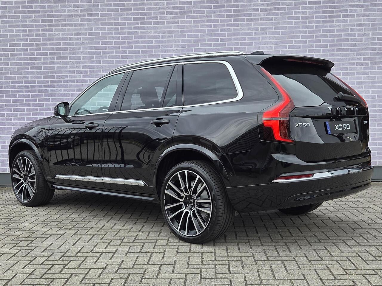 Volvo XC90 T8 Plug-in hybrid AWD Ultra Bright | Trekhaak | Nappa leder met massage | Actieve luchtvering | Bowers & Wilkins | 22" 7-Dubbel Spaaks | Extra getint glas