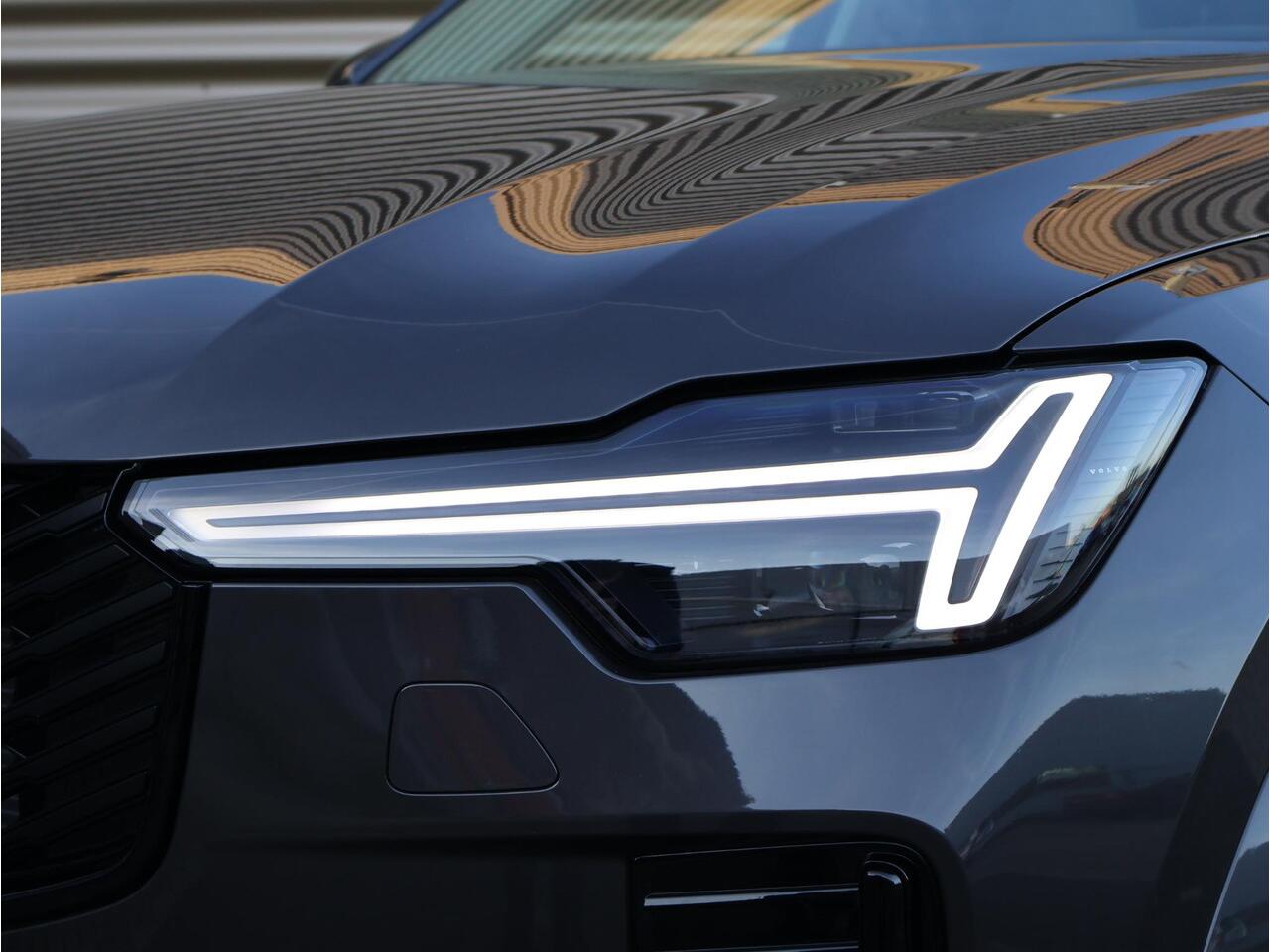 Volvo XC90 T8 Plug-in hybrid AWD Ultra Dark Exec. Ed. | FULL OPTION | Luchtvering | Bowers & Wilkins | Gelaagd glas