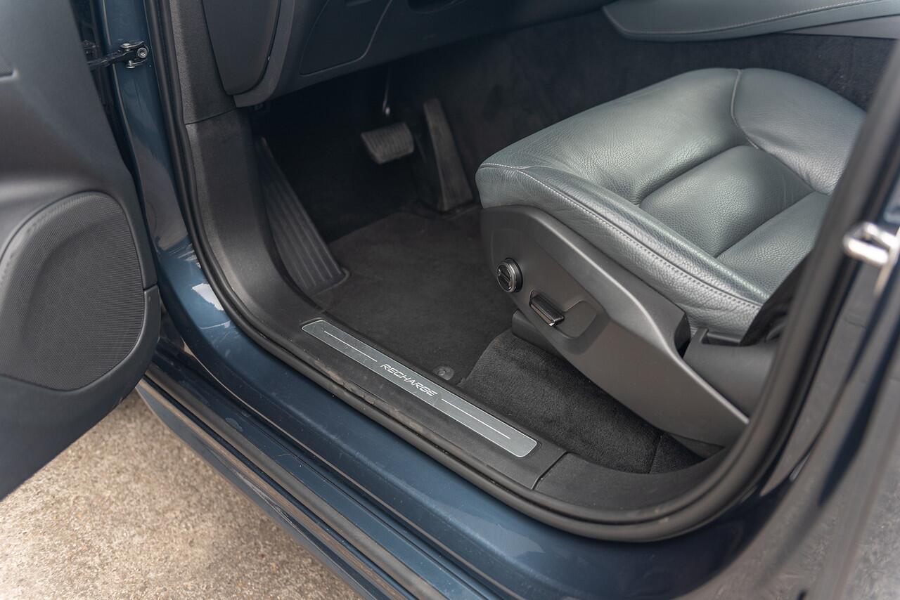 Volvo XC90 T8 Aut. LongRange Inscription Leder ACC Parkeercamera 455pk