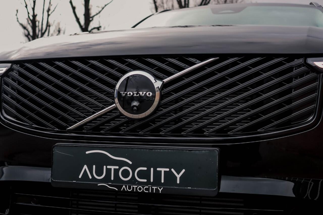 Volvo XC90 Ultra Dark MY26 Recharge Plug-In Hybrid AWD Pano l HUD l Leder l