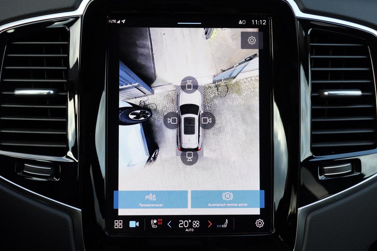 Volvo XC90 T8 Plug-in hybrid AWD Ultra Dark - Luchtvering - Panorama/schuifdak - IntelliSafe Assist & Surround - 360º Camera - Bowers & Wilkins audio - Nappaleder met stoelventilatie - Verwarmde voorstoelen, stuur & achterbank - Parkeersensoren voor & achter - Elekt