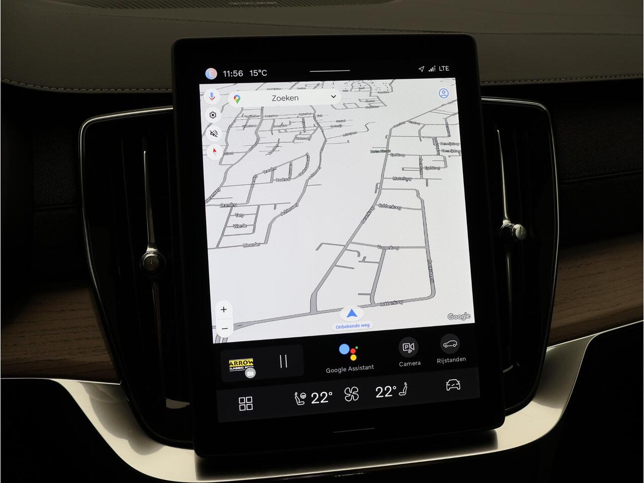 Volvo XC90 T8 455PK Plug-in hybrid AWD Ultra Bright / Facelift / Trekhaak / Luchtvering / Matrix LED / Head Up / Nubuck Hemel / Panoramisch Dak / 360gr Camera /