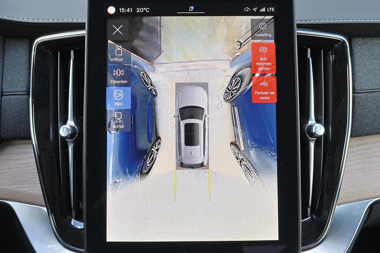 Volvo XC90 T8 Recharge AWD Plus Dark - Panorama/schuifdak - IntelliSafe Assist & Surround - 360º Camera - Harman/Kardon audio - Verwarmde voorstoelen, stuur & achterbank - Parkeersensoren voor & achter - Elektr. bedienb. voorstoelen met geheugen - Draadloze tel. lad